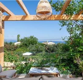 3 bedroom villa with pool and sea views in Barbati, Corfu, sleeps 8